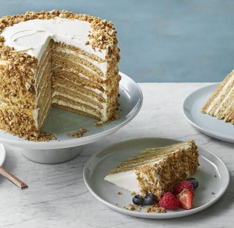 Easy Honey Cake Recipe: A Delightful Treat