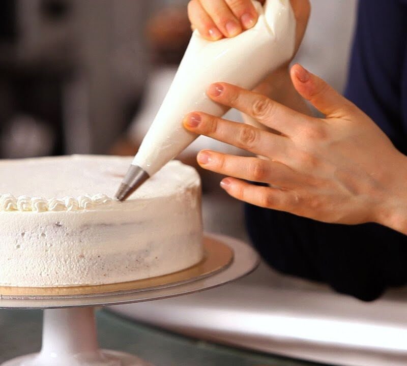 How to Make a Delicious Chocolate Pen Cake: A Step-by-Step Guide